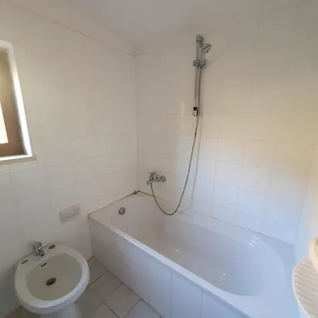 Daire V.V. Italiano Apartamento